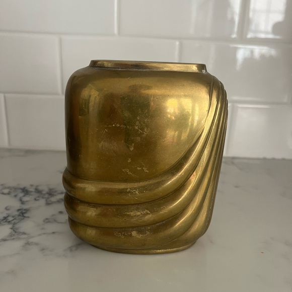 Vintage 1980 Dolbi Cashier Heavy Art Deco Brass Floral Container Vase - Picture 4 of 8